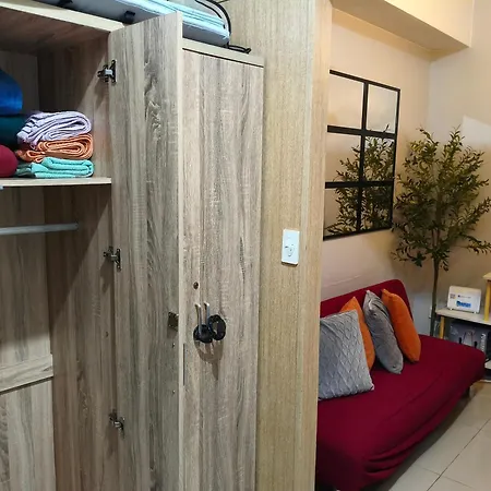5 Minutes Walk To Mall Sm North Quezon City Manila, Near Trinoma, Philippine Heart Center