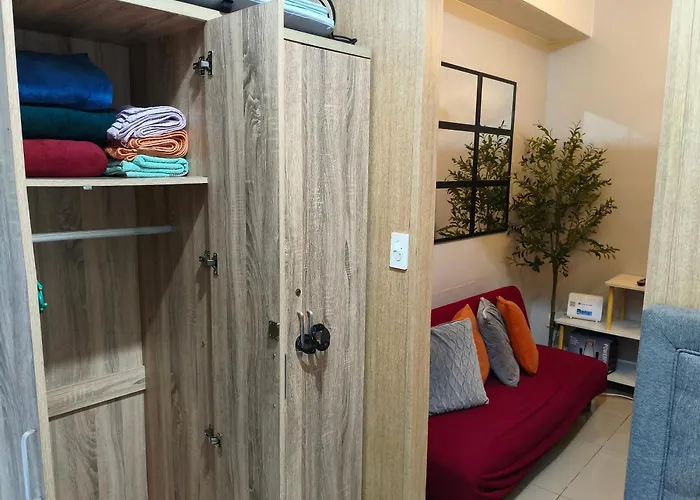 Aparthotel 5 Minutes Walk To Mall Sm North Quezon Manila, Near Trinoma, Philippine Heart Center *